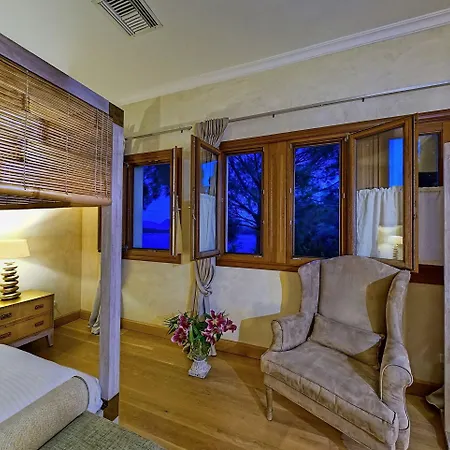 Veneziano Lefkada 니드리