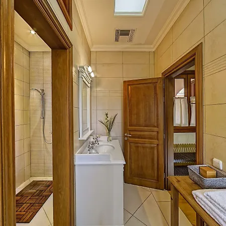 Veneziano Lefkada 니드리