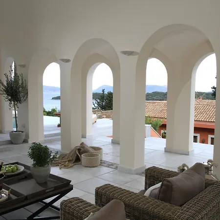 Veneziano Lefkada 4* ニドリ
