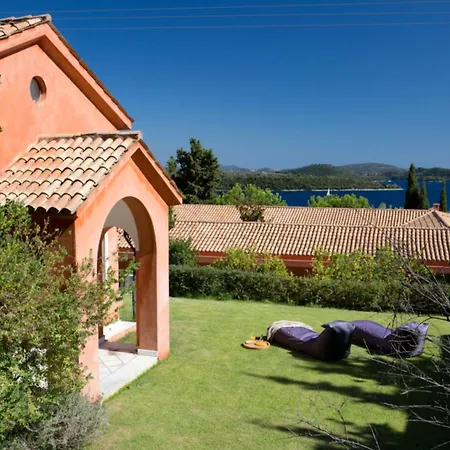 ホテル Veneziano Lefkada 4*
