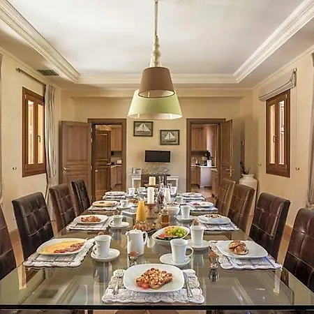 Veneziano Lefkada ホテル 4*